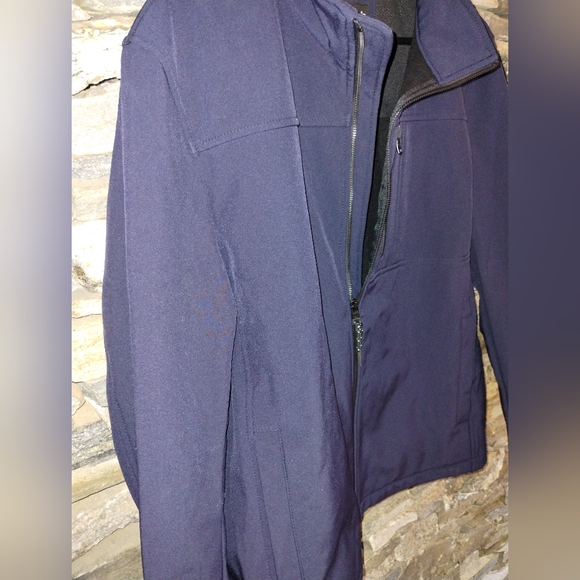 Calvin Klein men's navy blue jacket, water resistant size large Like New - Picture 10 of 15
